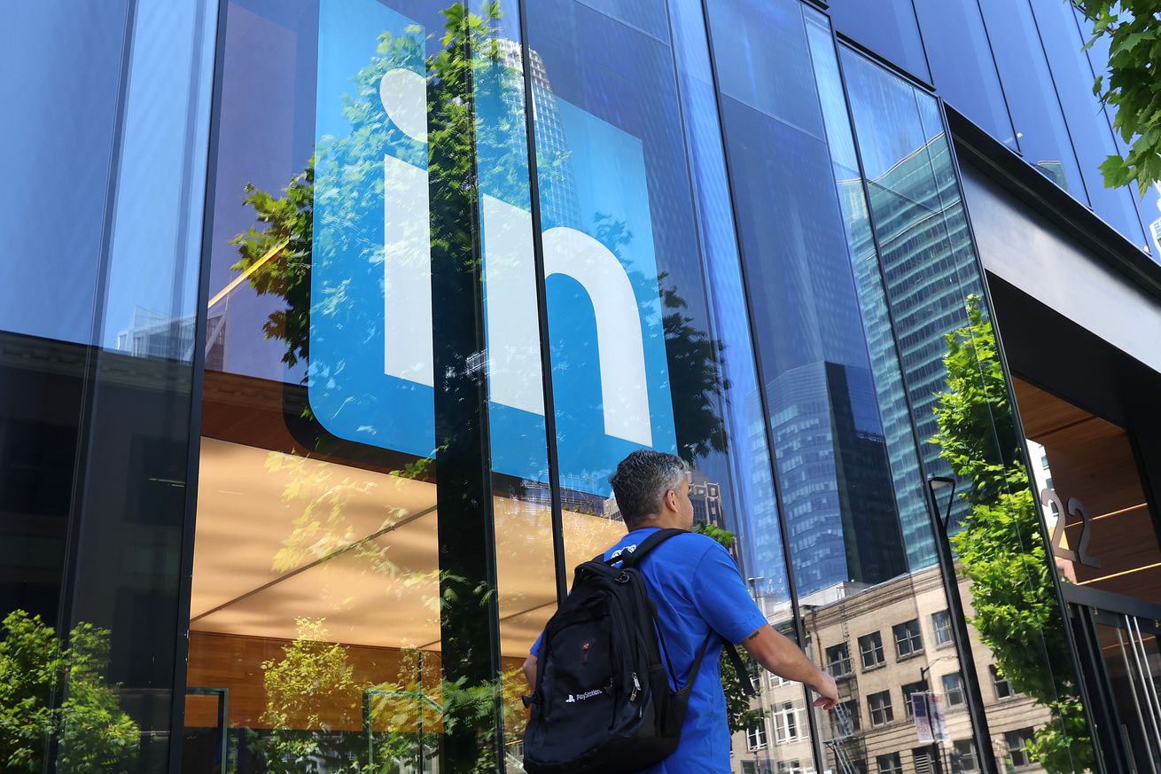 LinkedIn was down