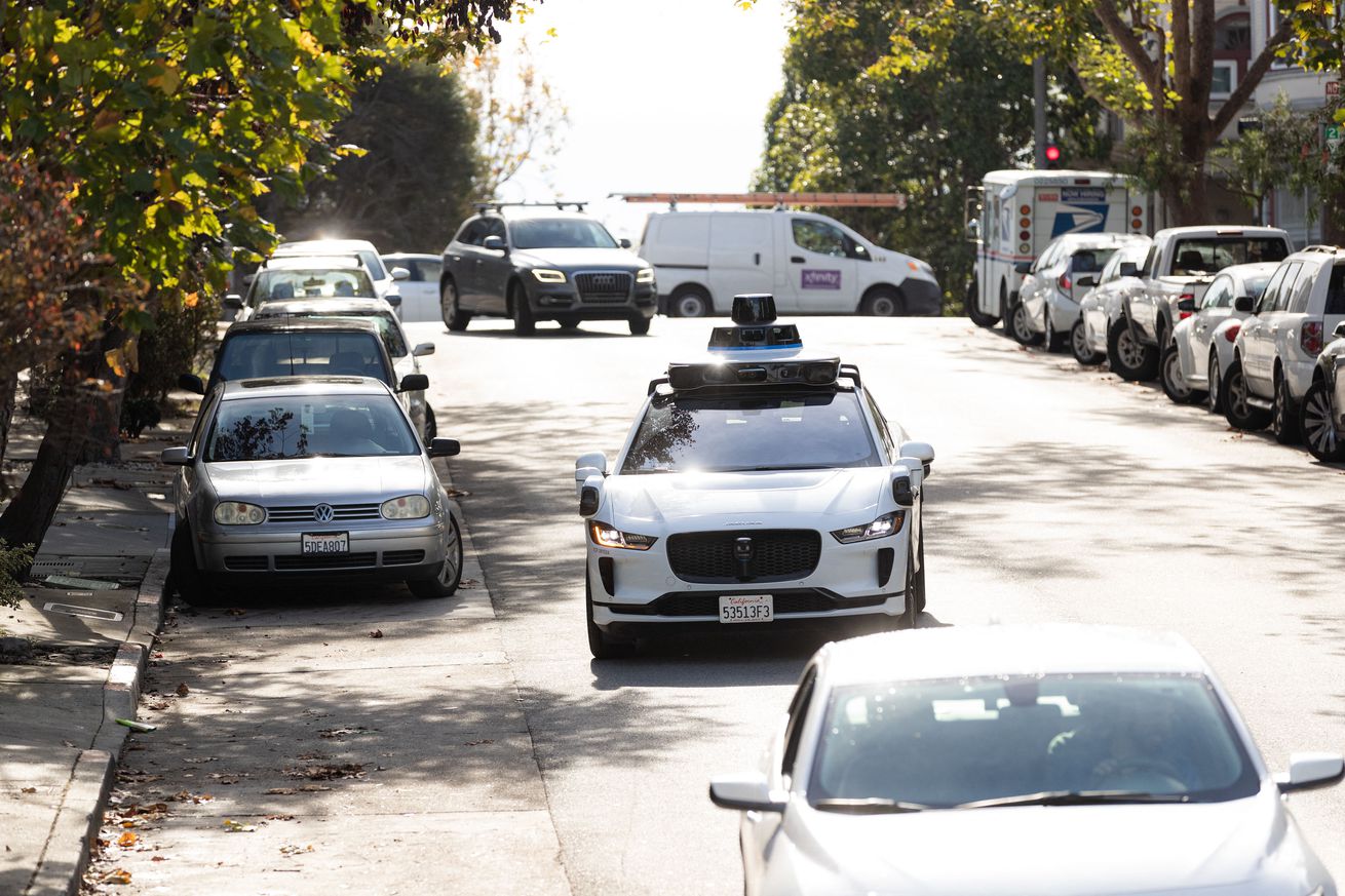 Waymo Driverless Car Strikes Bicyclist In San Francisco, Causes Minor Injuries