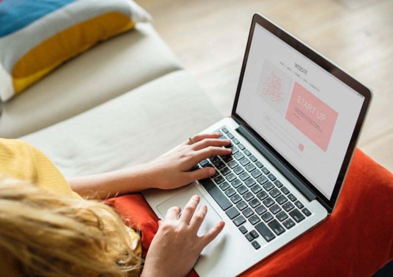 Building or redesigning your website? Follow these 11 expert tips
