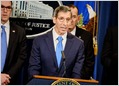 Profile of FTC chairman Joseph Simons, who wants the agency to have more direct authority to oversee privacy practices and fine companies (Cecilia Kang/New York Times)