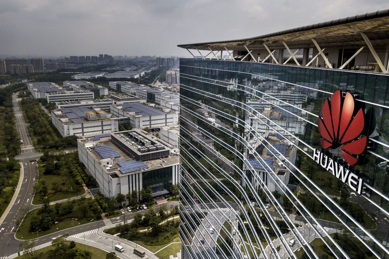 China prepares to strike back at US as Huawei suffers another loss
