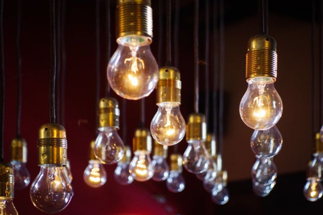 How to Pick the Best Light Bulb for Every Room