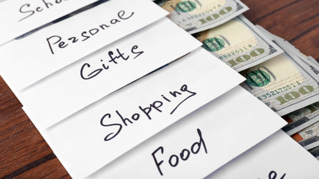 How to Use the Cash Envelope System to Curb Mindless Spending