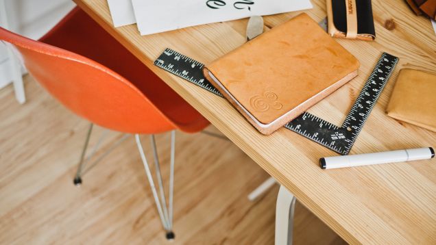 To Be More Creative, Set Up an 'Analog Desk'