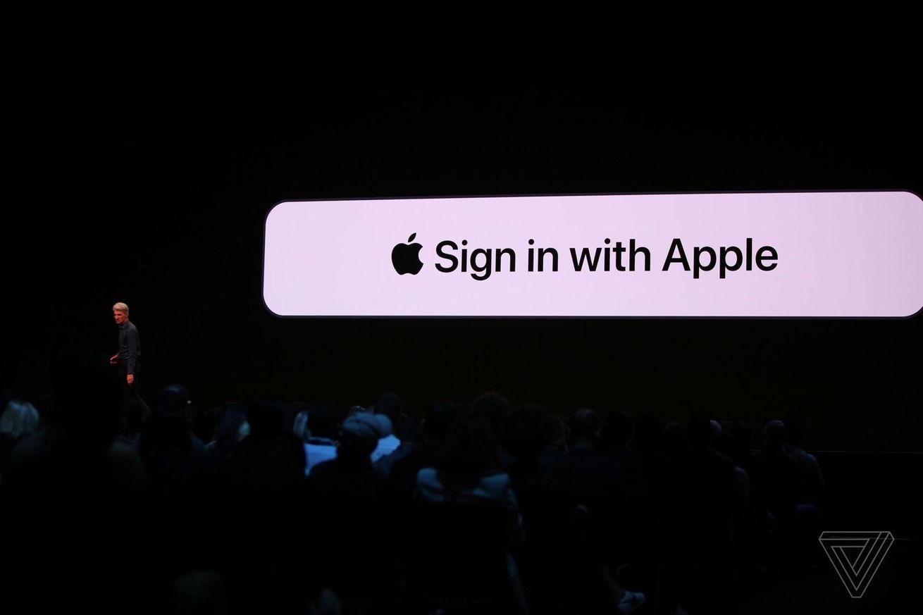Apple will force iOS developers to use its new Apple ID sign in option