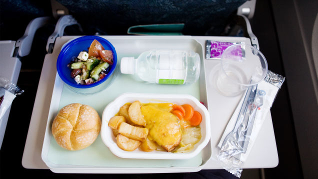 How to Reduce Waste While Flying