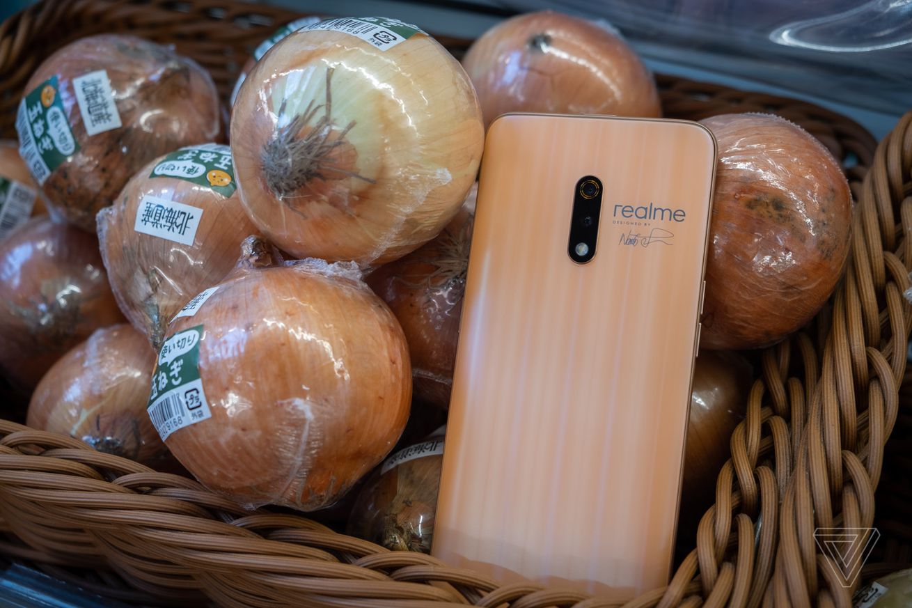 A story about phones that look like onions and garlic