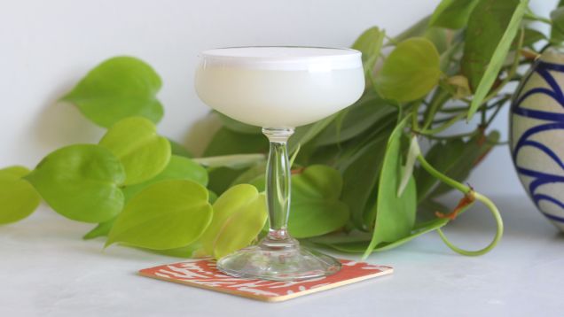 Make Frothy, Egg-Free Cocktails Using Burrata Water