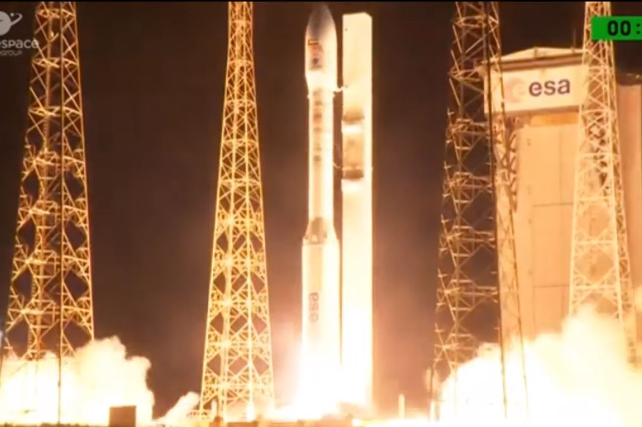 Arianespace launch failure destroys military satellite