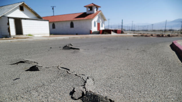 How to Pack an Emergency Kit for the Next Earthquake
