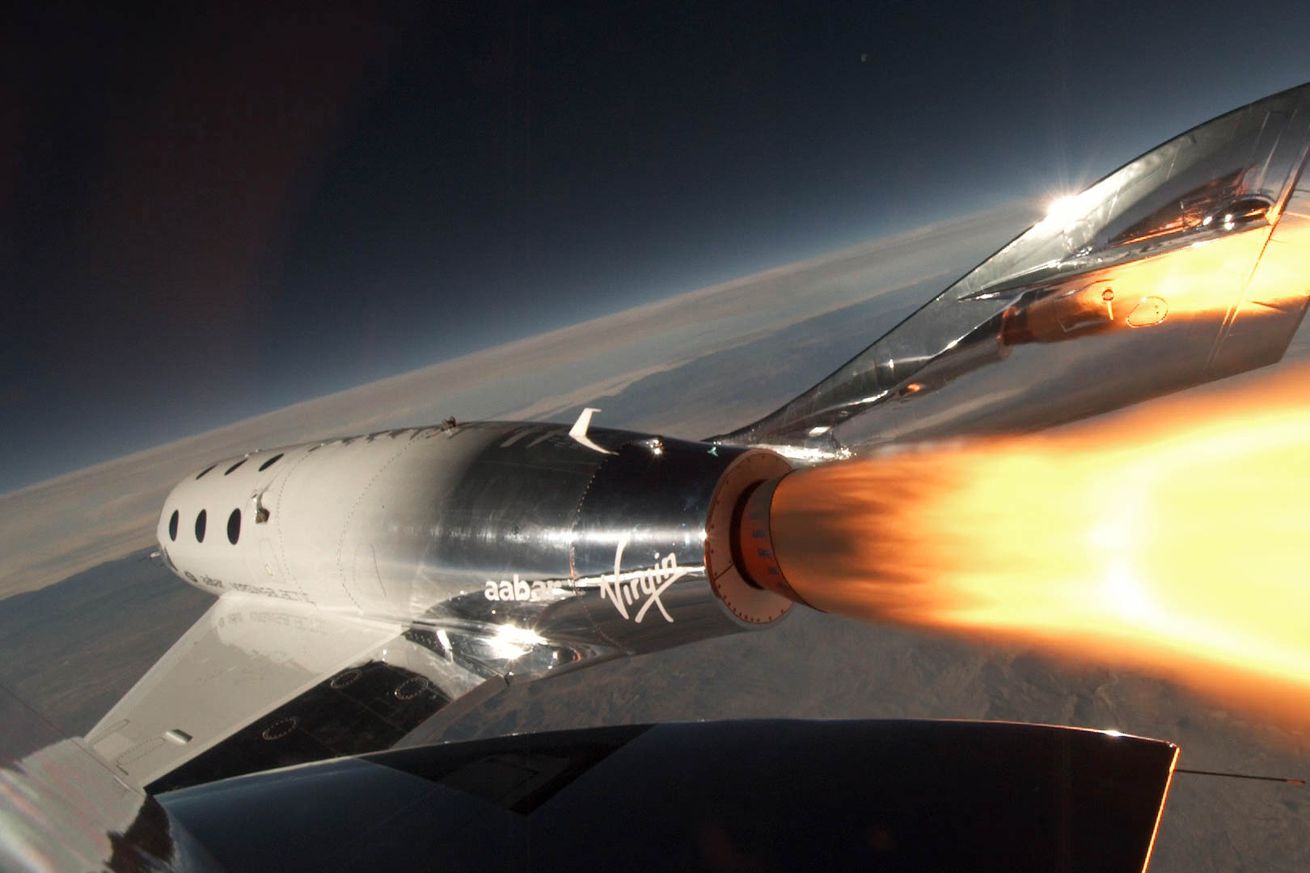 Virgin Galactic to become the first space tourism company to go public