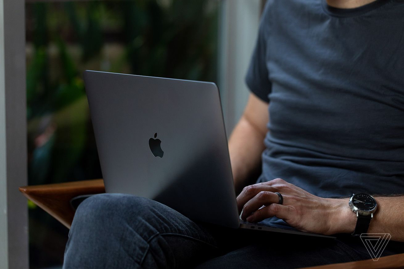 Apple is silently removing Zoom’s web server software from Macs