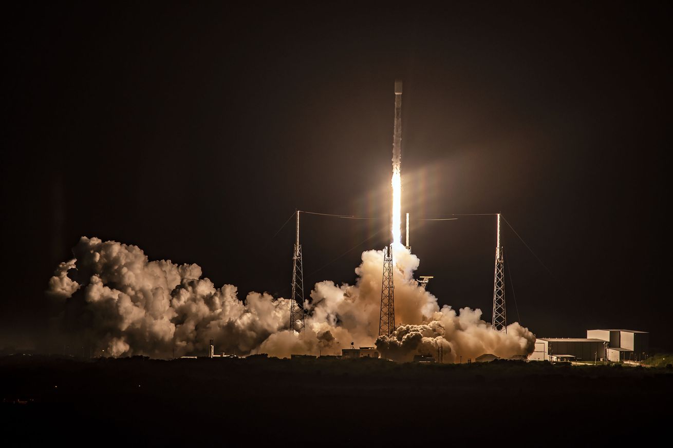 SpaceX aborts launch of updated GPS satellite just before takeoff