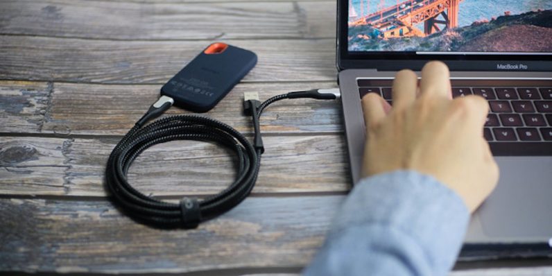iPhone or Google Pixel? This 6-in-1 universal charging cable works with pretty much any smartphone