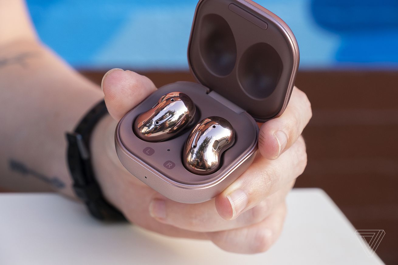 Samsung may have just spilled the beans on how its next earbuds won’t be beans