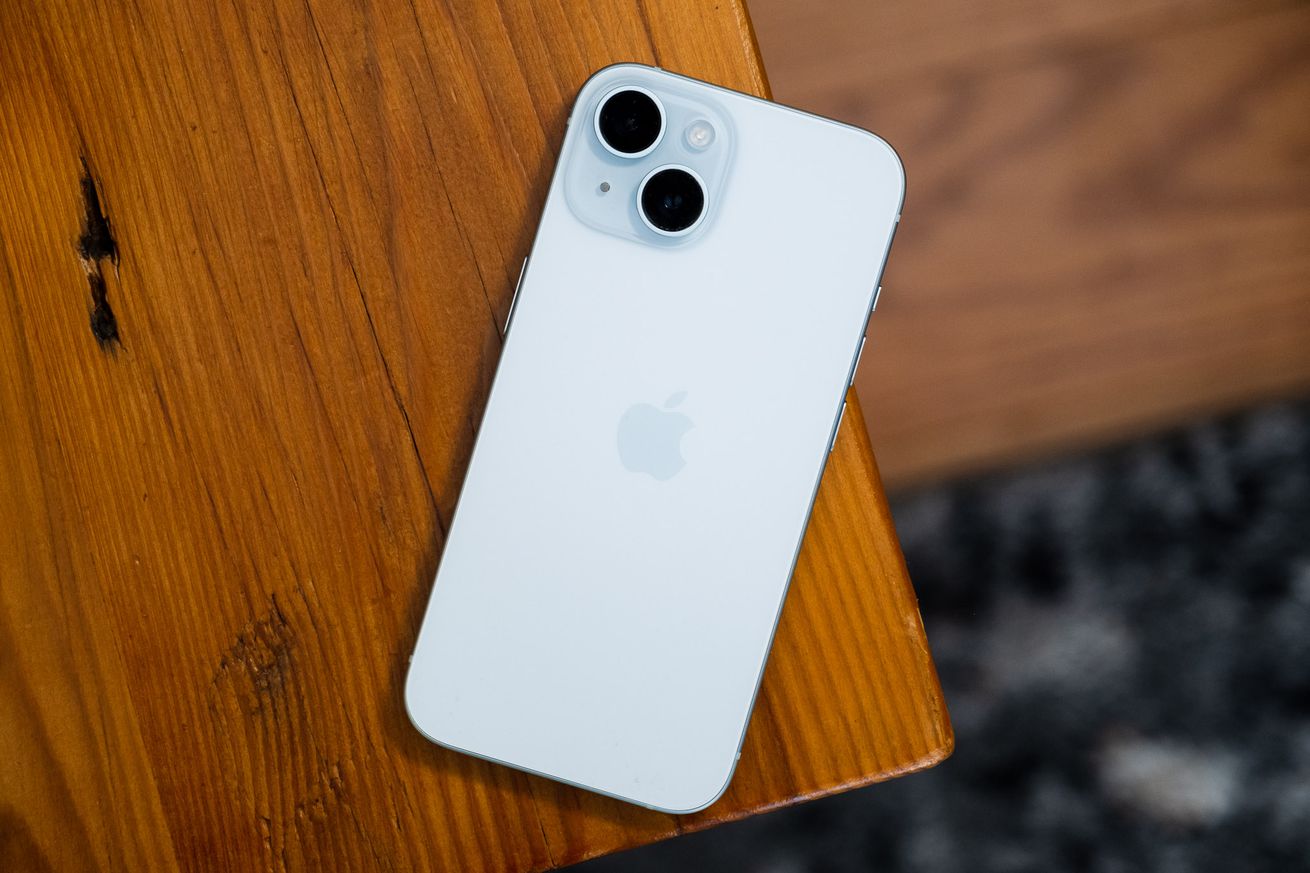iOS 17.5 beta lets you keep Find My on during iPhone repairs