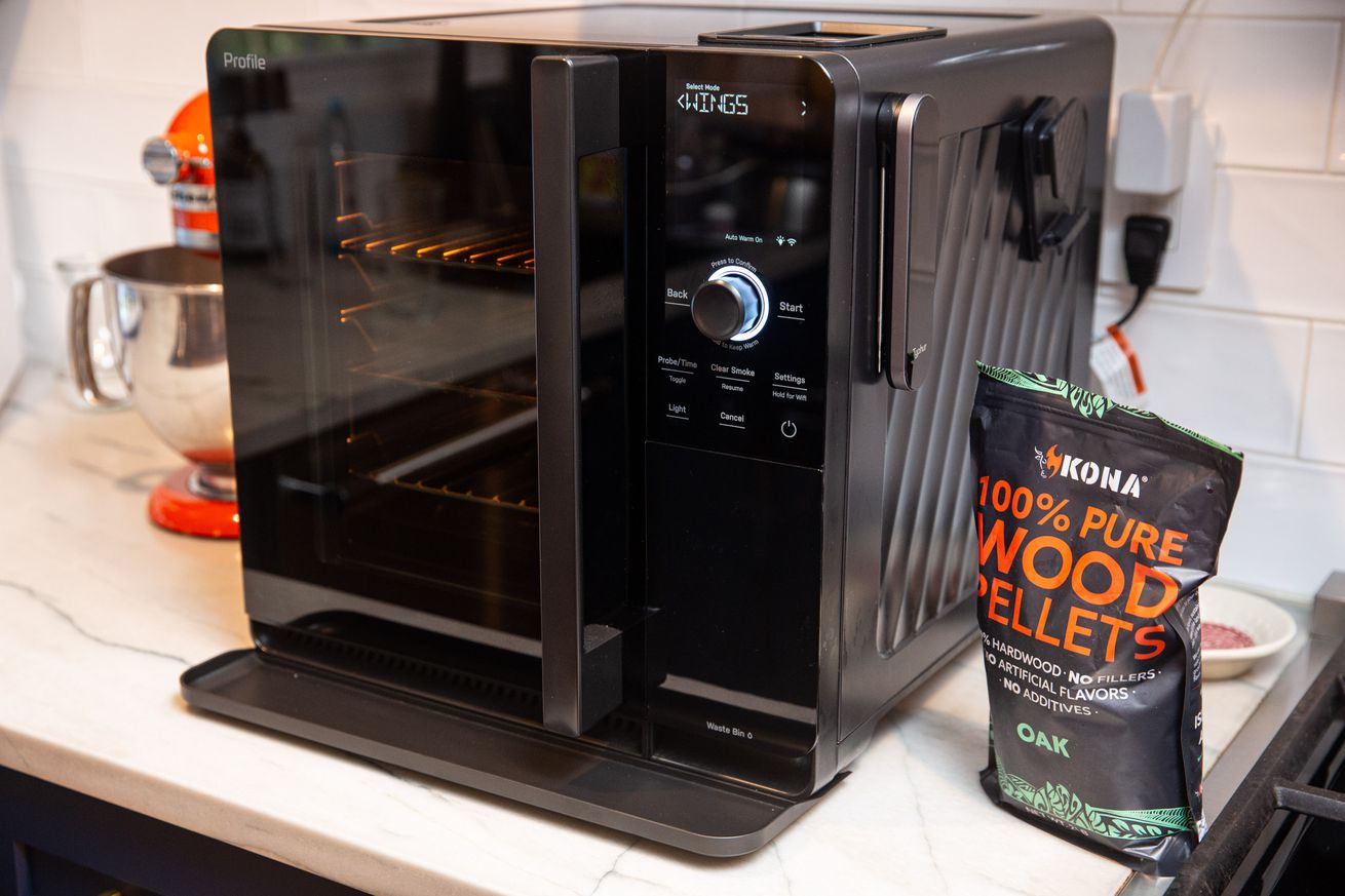 This smart smoker makes barbecuing indoors a breeze