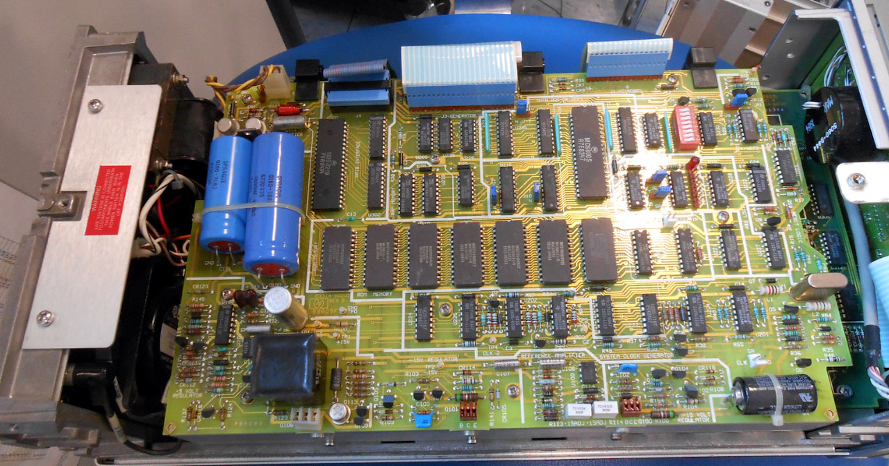 80s Function Generator is Both Beauty and Beast