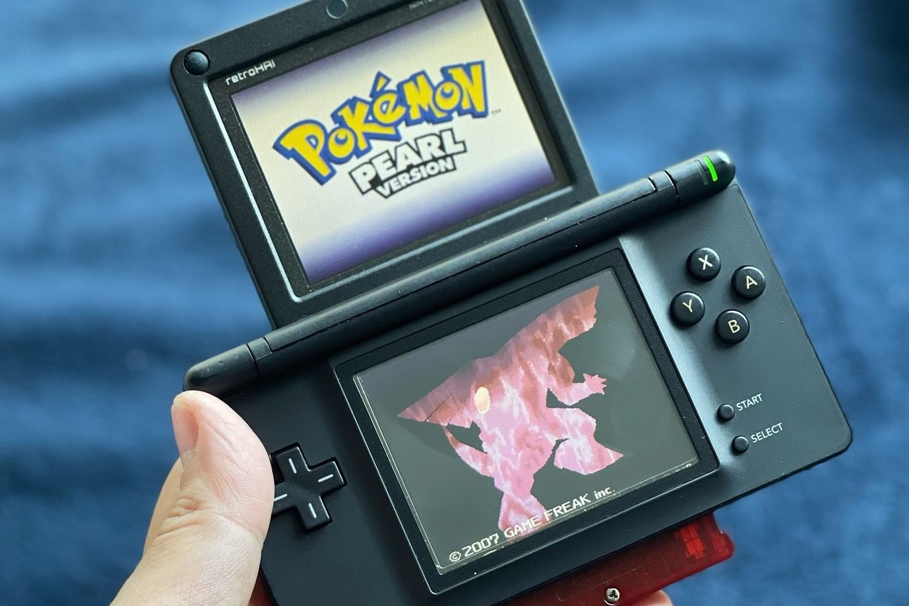 This modder proves everything’s better with a GBA SP screen attached
