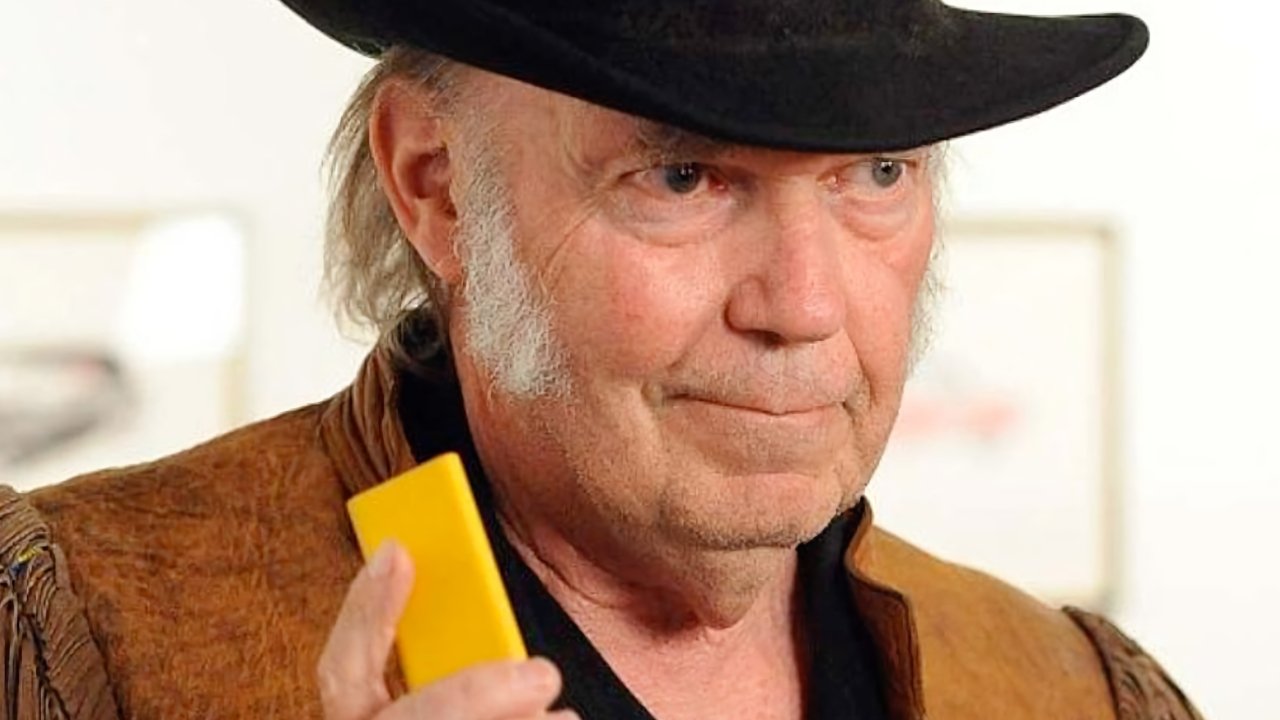 Neil Young tries excusing his return to Spotify by saying Apple Music is now as bad