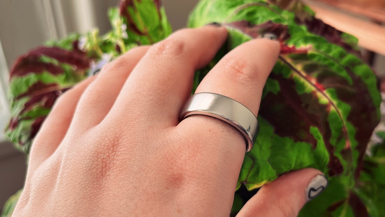 Apple smart ring, glasses, camera-equipped AirPods rumored in wearables push