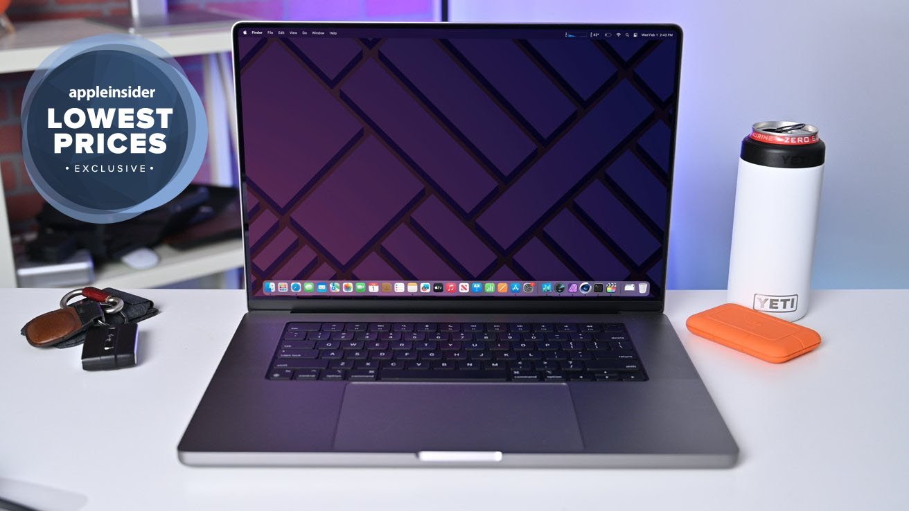 Save $300 on Apple’s M3 Max MacBook Pro with 128GB RAM, in stock now