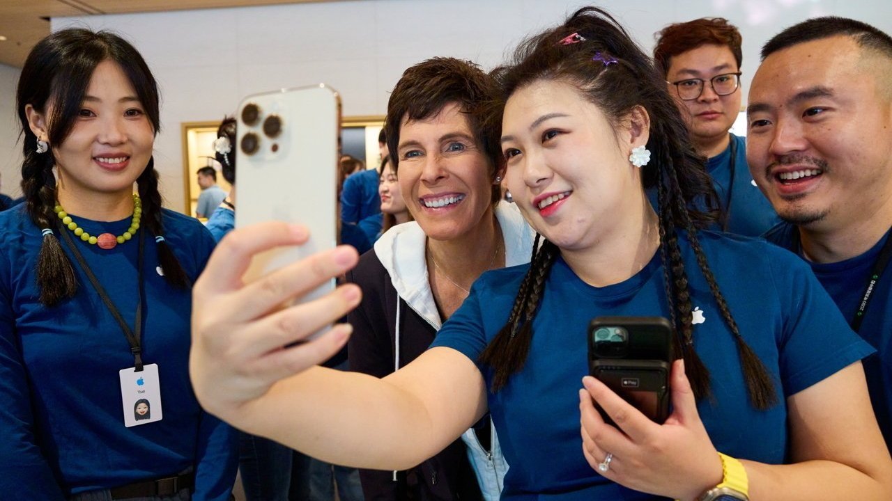 Apple cuts iPhone shipments over reduced China demand