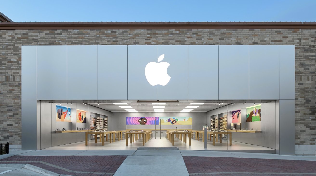 Crime blotter: Arrests made in Naperville Apple Store theft