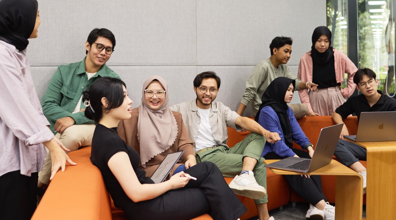 Apple opens fourth Developer Academy in Indonesia