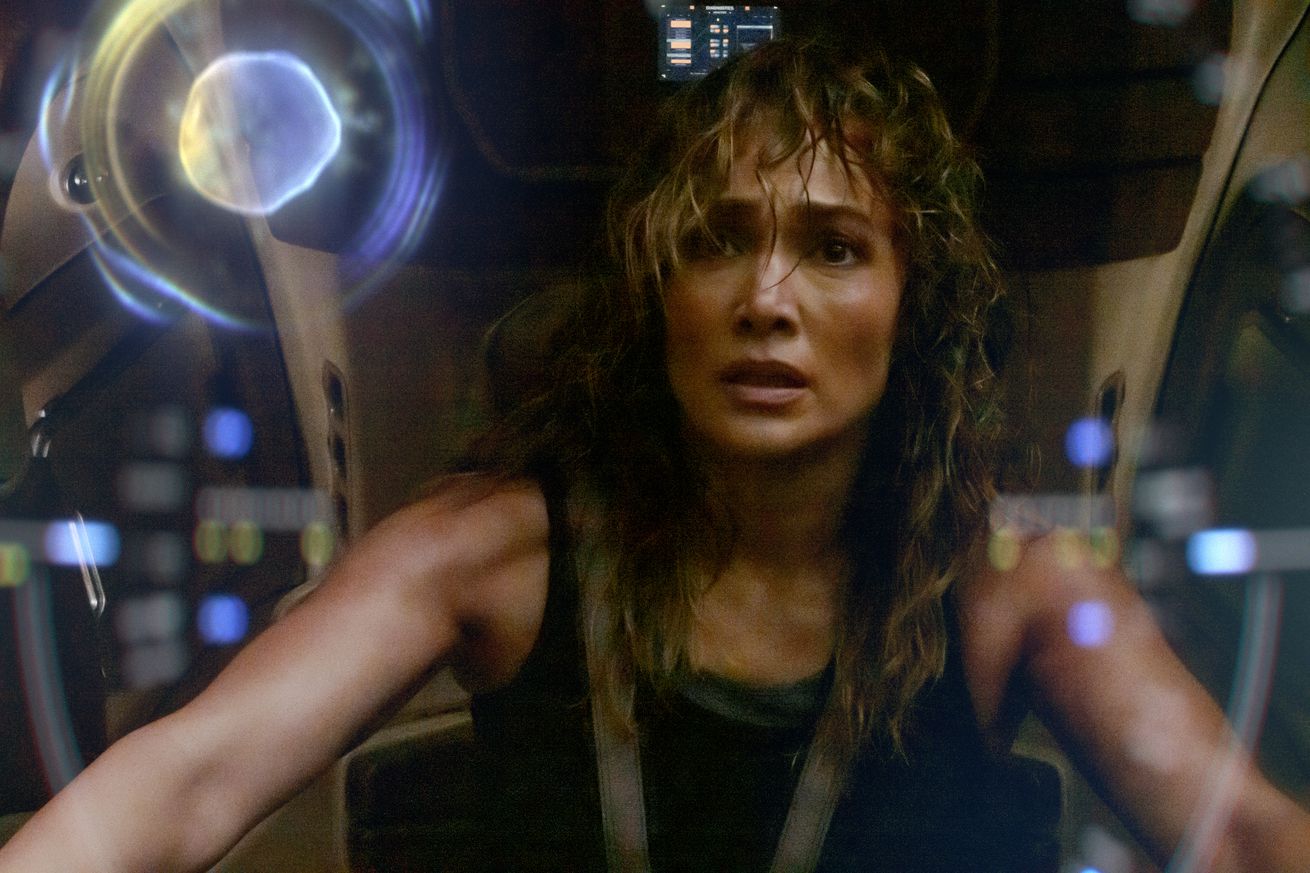 The first trailer for Netflix’s Atlas turns Jennifer Lopez into a mech pilot