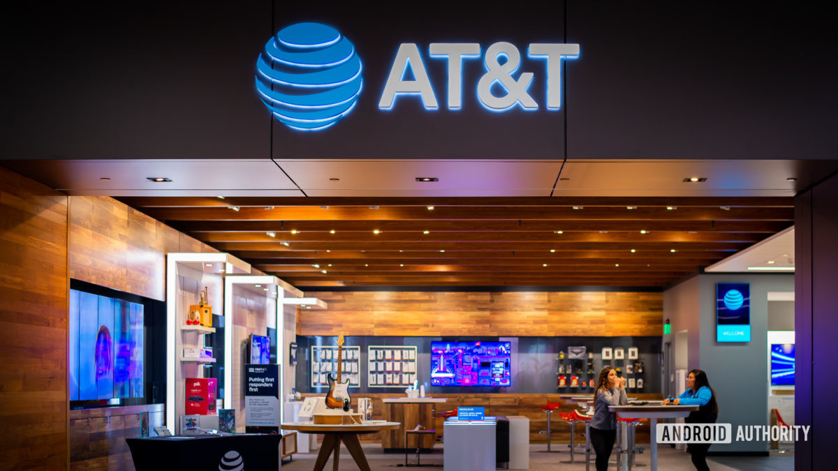 AT&T says massive service outage was caused by a technical error