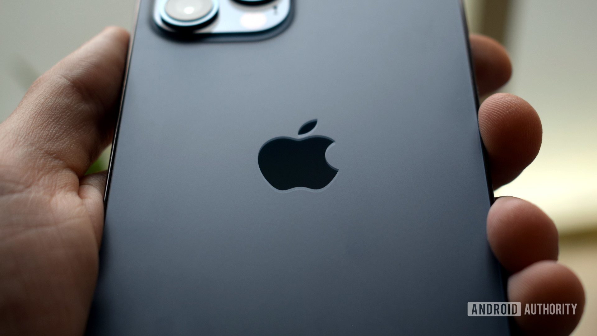 Apple and OpenAI closing in on deal for ChatGPT in iOS