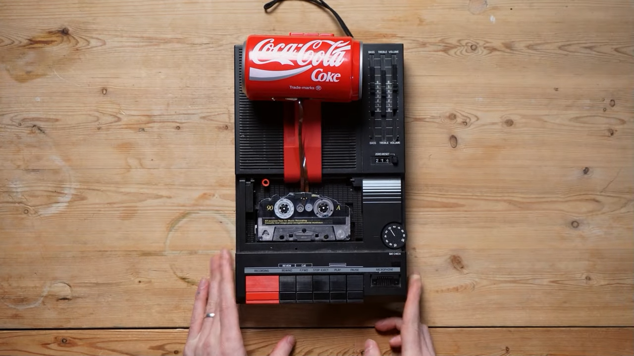 Building a Tape Echo In A Coke Can Tape Player That Doesn’t Really Work