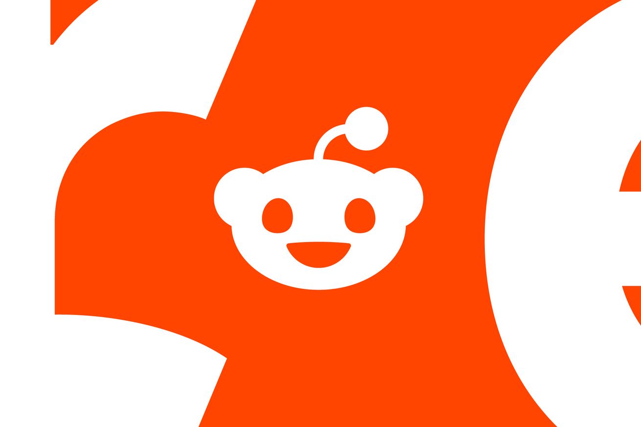 Reddit brings back its old award system — ‘we messed up’