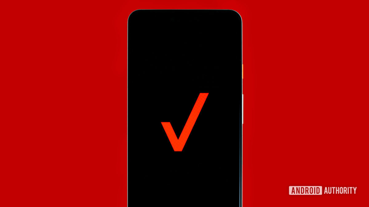 Verizon and other US carriers want you to ditch your grandfathered plan — should you?