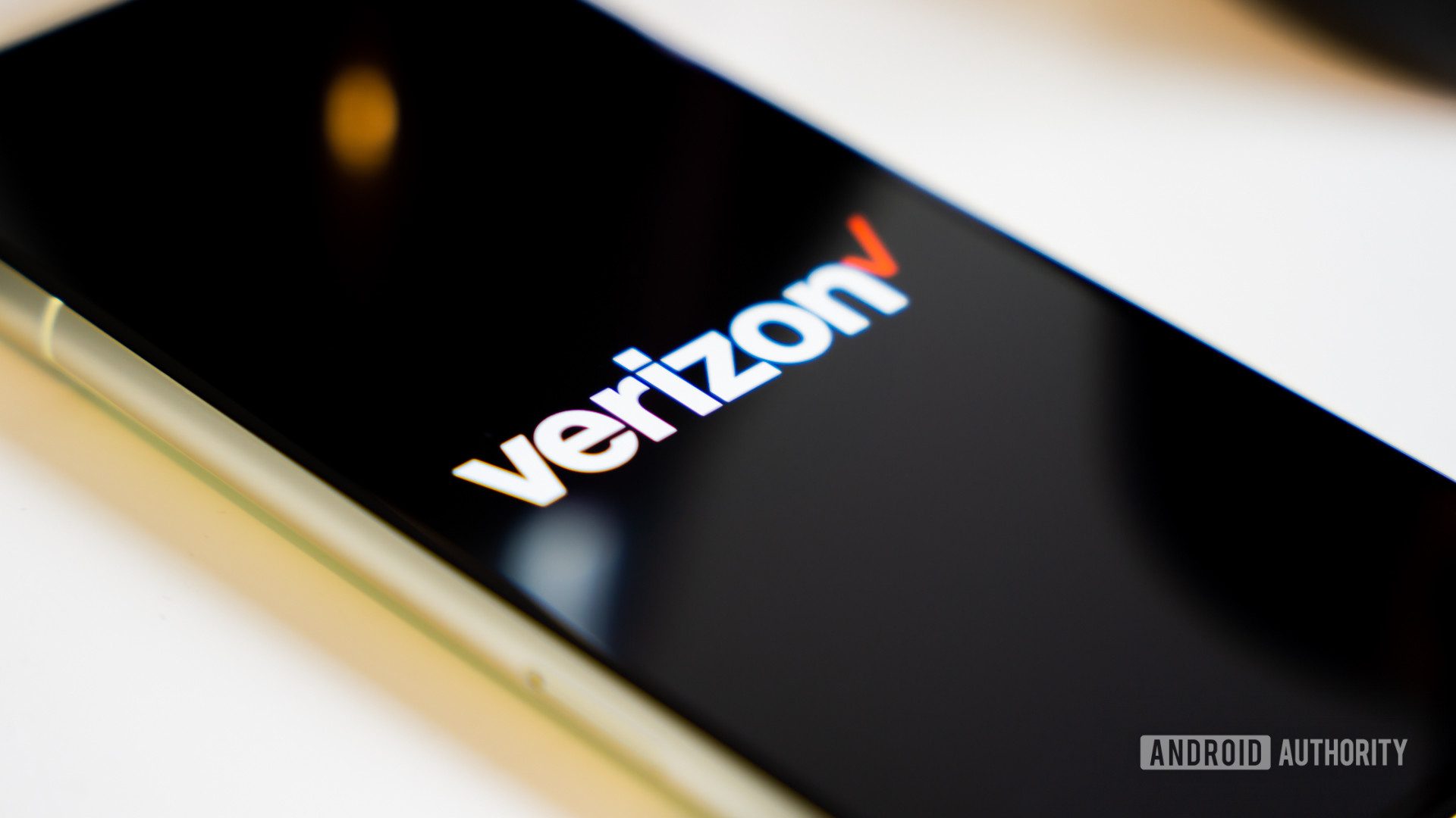 No more carrying two phones! Verizon introduces Second Number plan