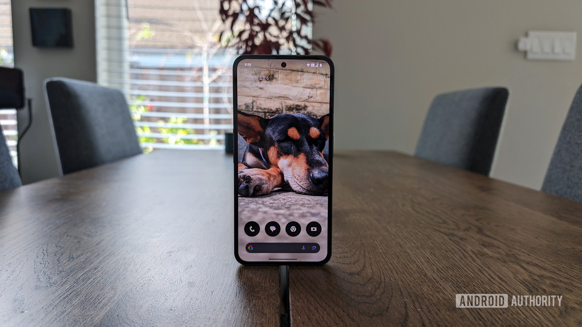 Wallpaper Wednesday: More great phone wallpapers for all to share (February 7)