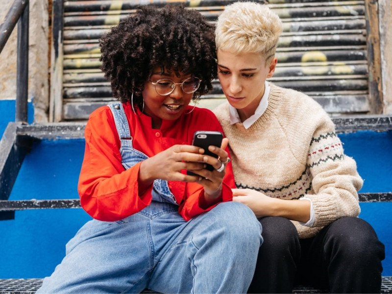 Meta will blur nude images in Instagram DMs for under 18s