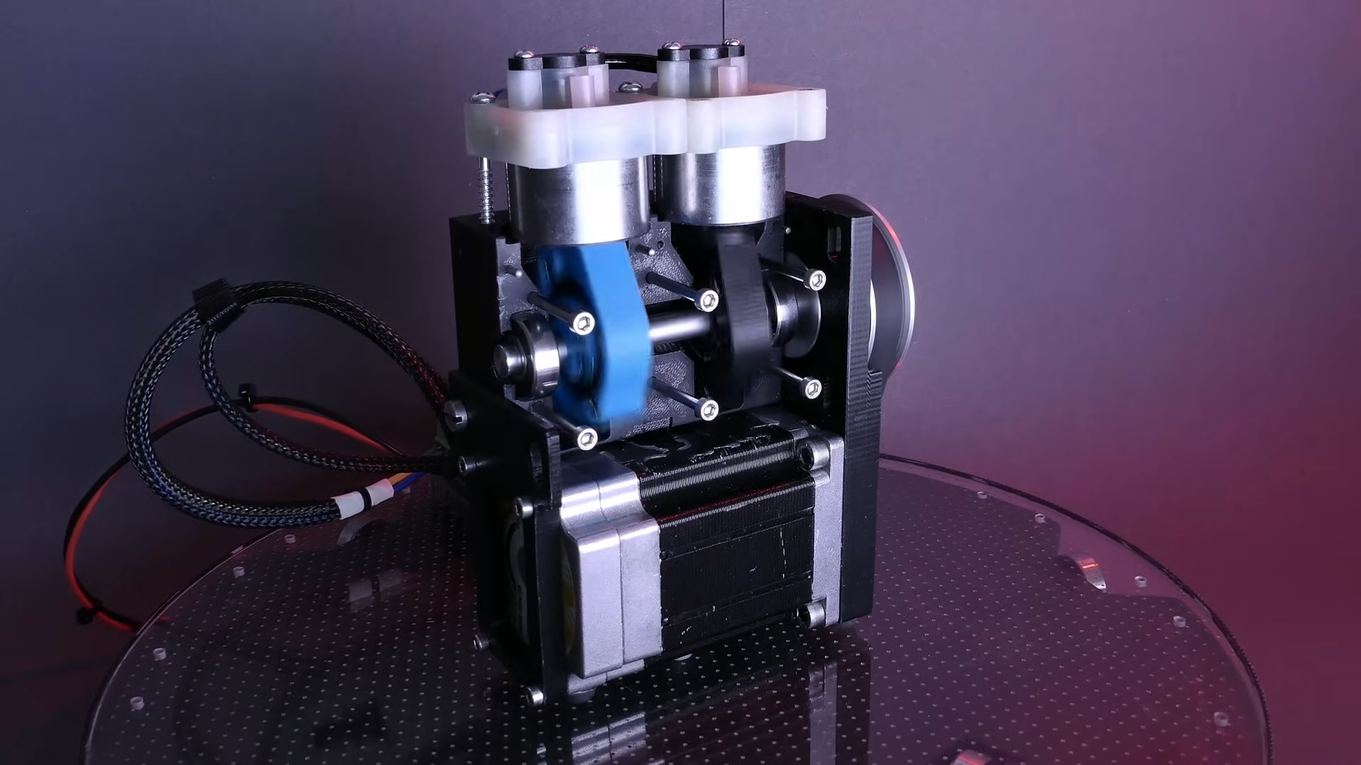 Small, Quiet Air Compressor Puts 3D-Printed Parts to Best Use