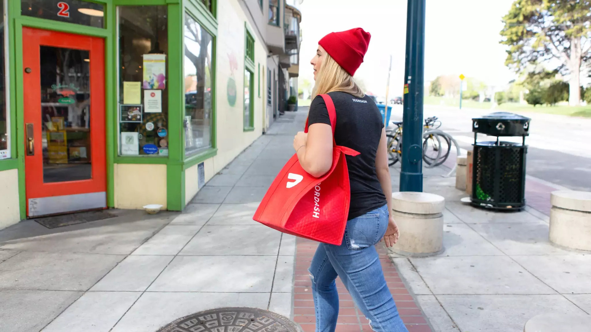 Doordash will let you tap your card to your phone, but why? (APK teardown)