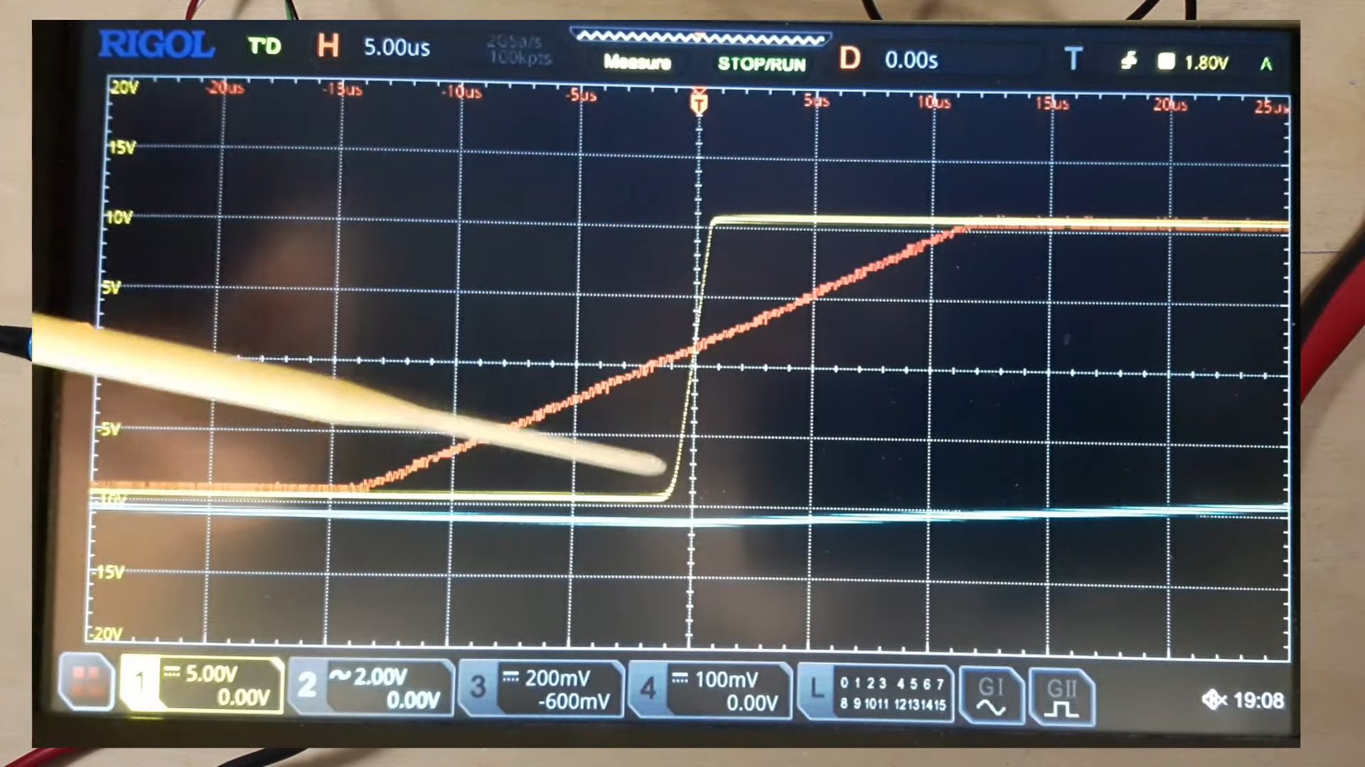Op-Amp Drag Race Turns Out Poorly for 741