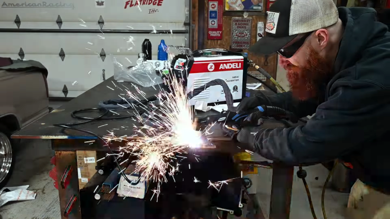 Plasma Cutter on the Cheap Reviewed