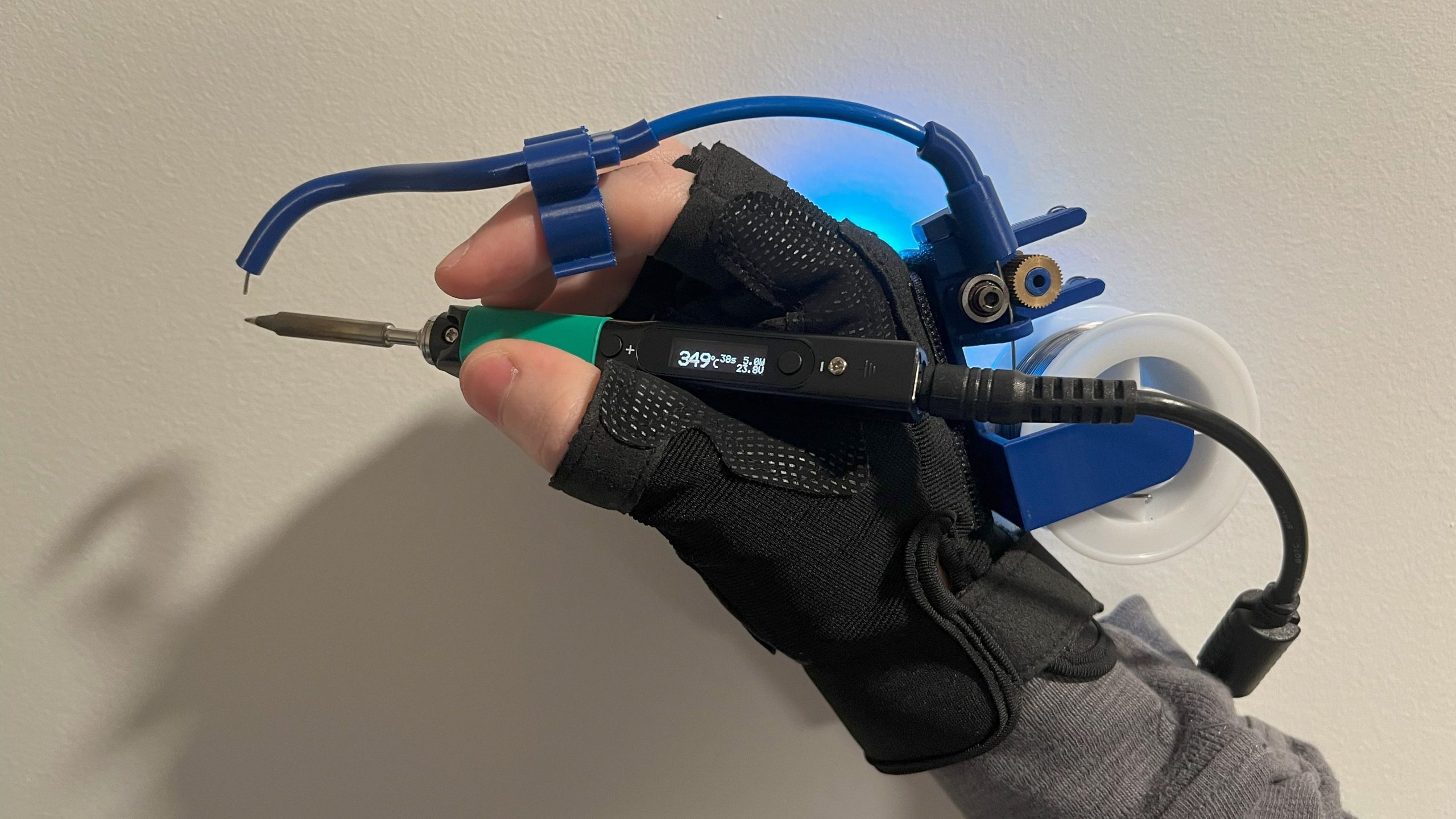 Let Your Finger Do the Soldering With Solder Sustainer v2