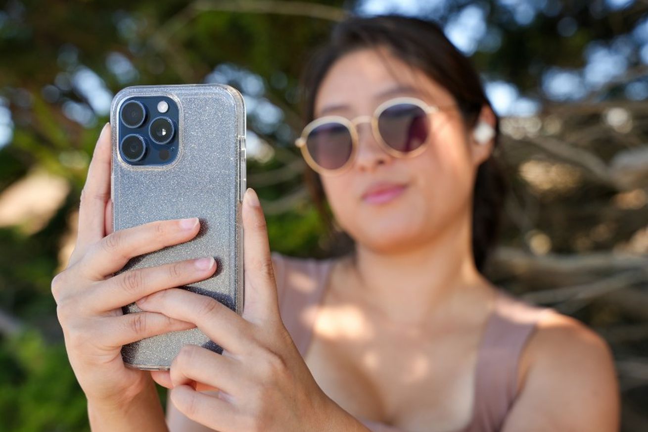 Speck’s sitewide sale takes 20 percent off cases and accessories