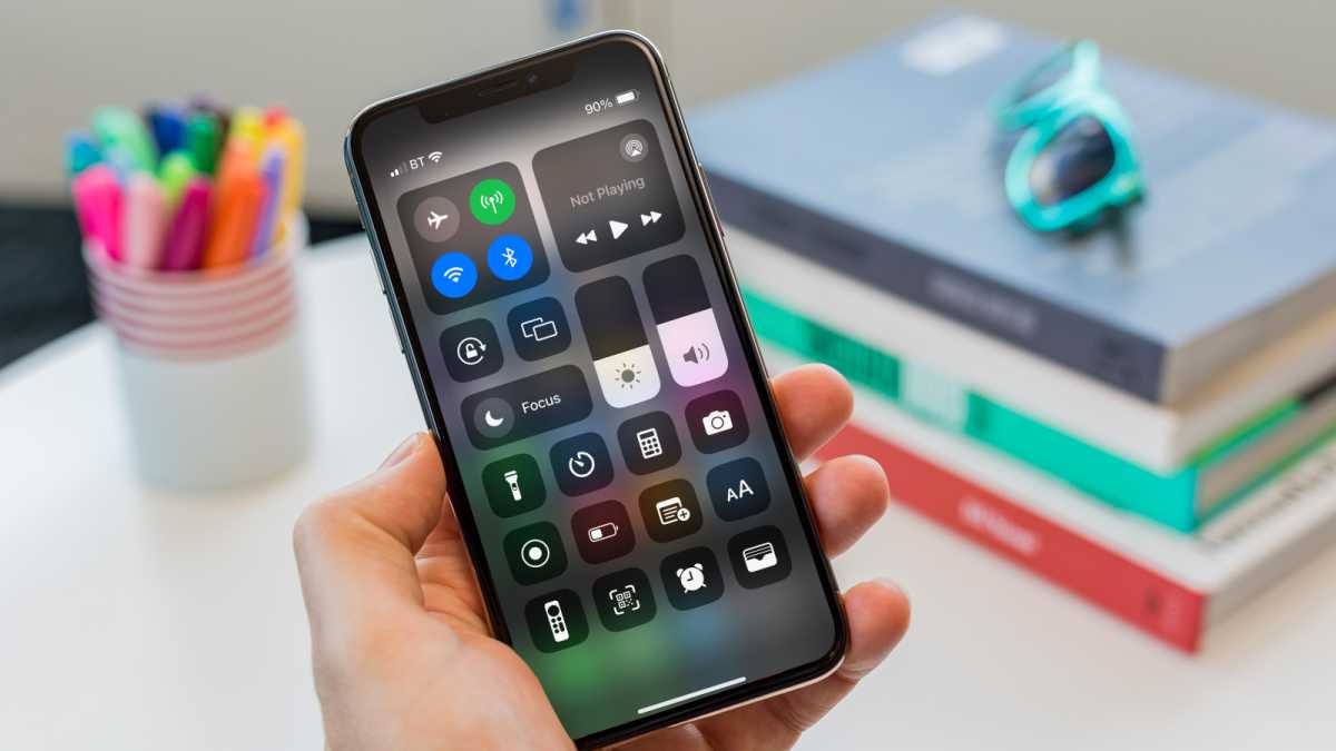 Apple Wi-Fi network vulnerability could leak your location in real-time